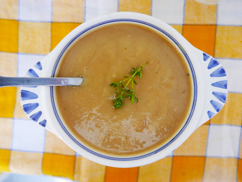 3-Ingredient Potato and Caramelized Onion Soup